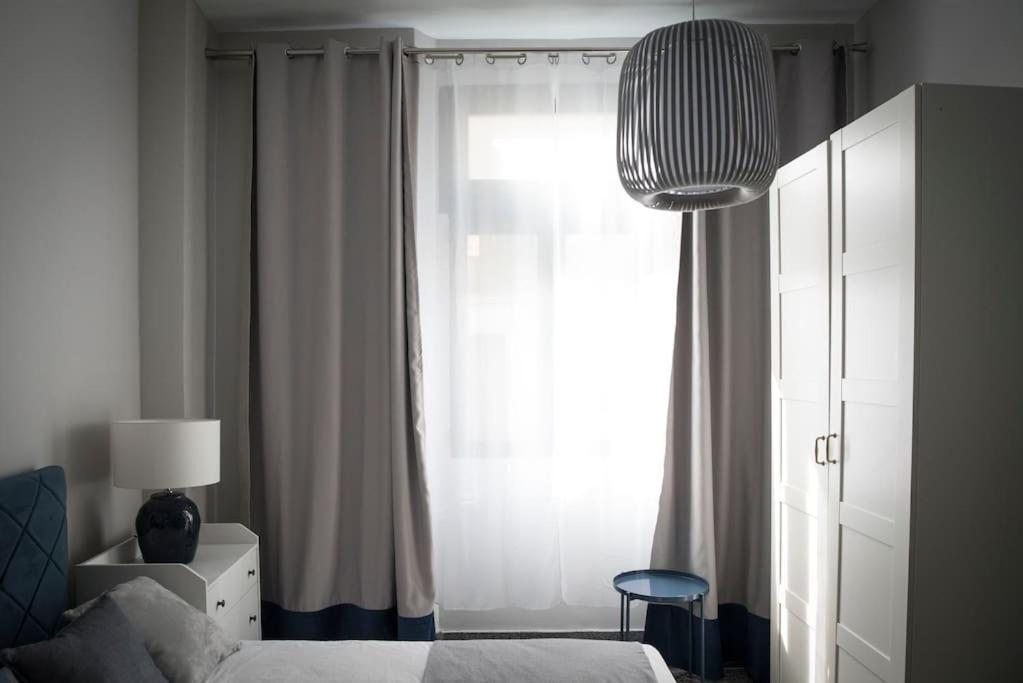 Apartamento En Centro Historico Con Patio Romano San Lorenzo de El Escorial Buitenkant foto