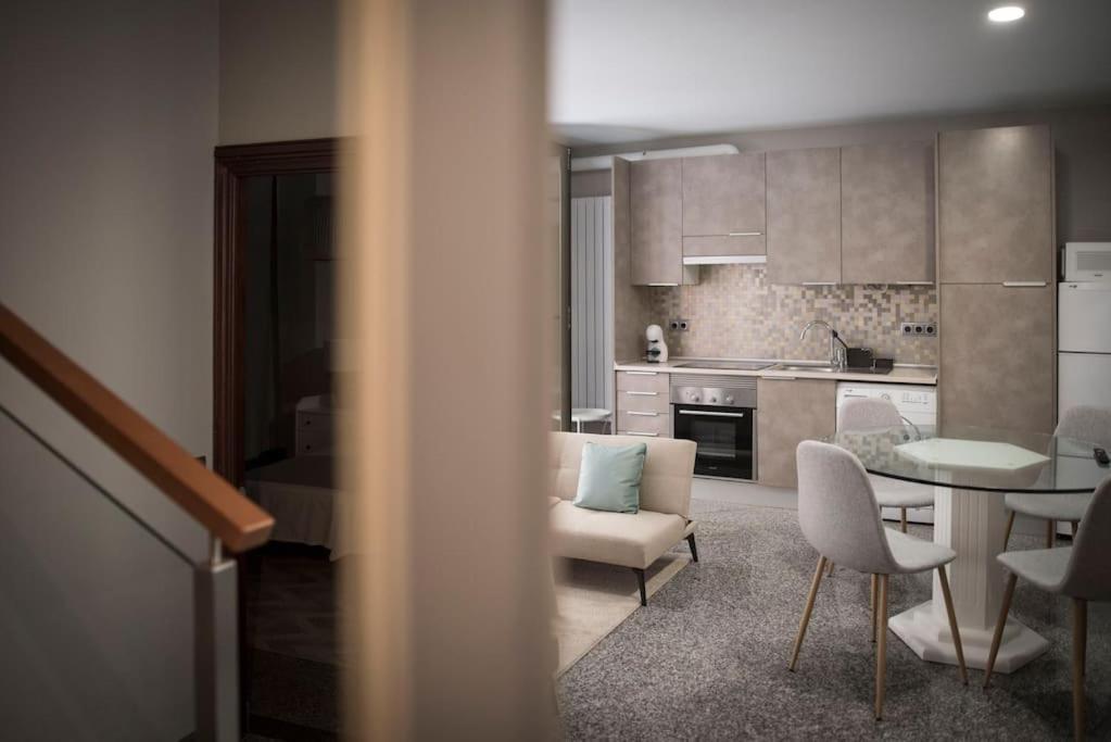 Apartamento En Centro Historico Con Patio Romano San Lorenzo de El Escorial Buitenkant foto