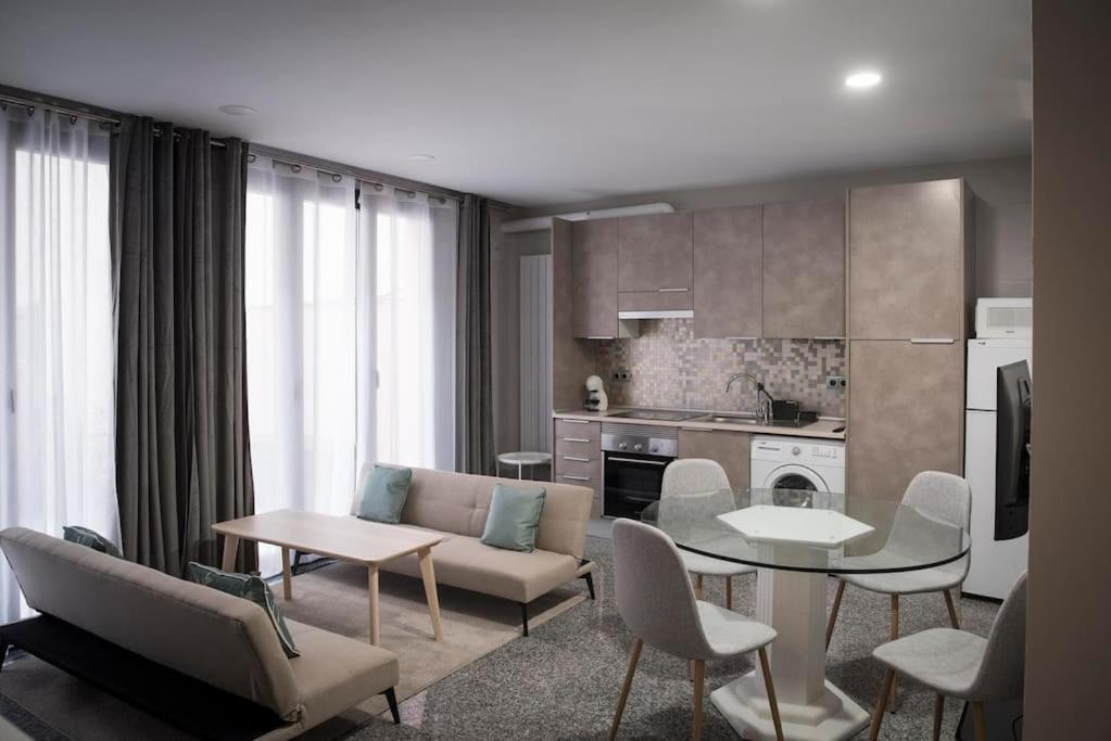 Apartamento En Centro Historico Con Patio Romano San Lorenzo de El Escorial Buitenkant foto