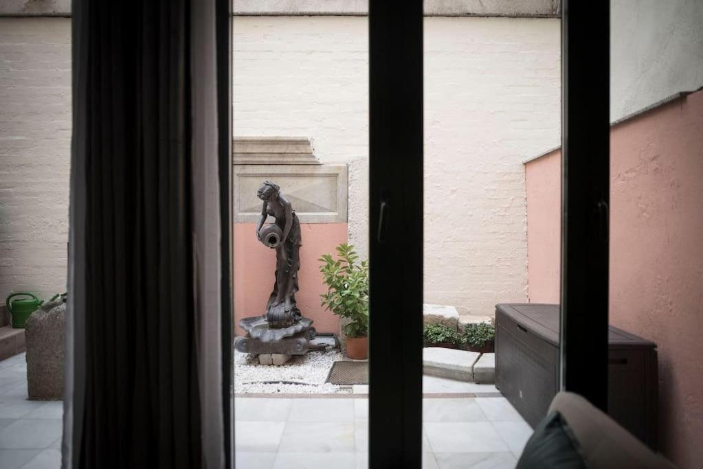Apartamento En Centro Historico Con Patio Romano San Lorenzo de El Escorial Buitenkant foto